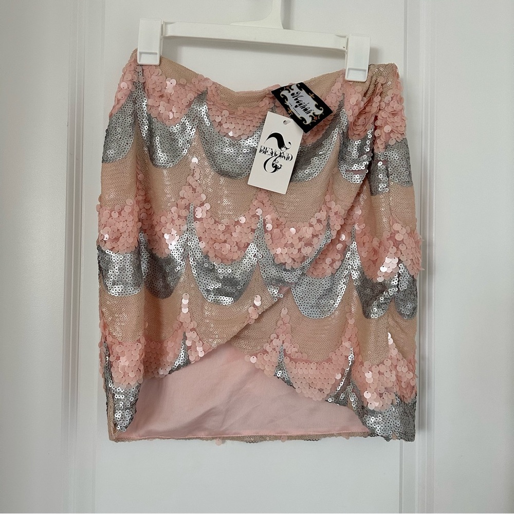 NWT pink sequin tulip skirt